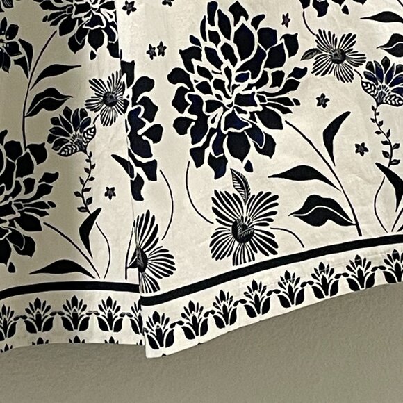 AVEC LES FILLES (NWT) "Butterfly Panel" Woven Lined Full Skirt, B/W Floral - XL - Picture 3 of 12